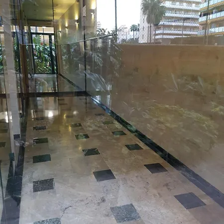 Playa Del Bajondillo 公寓 托雷莫利诺斯